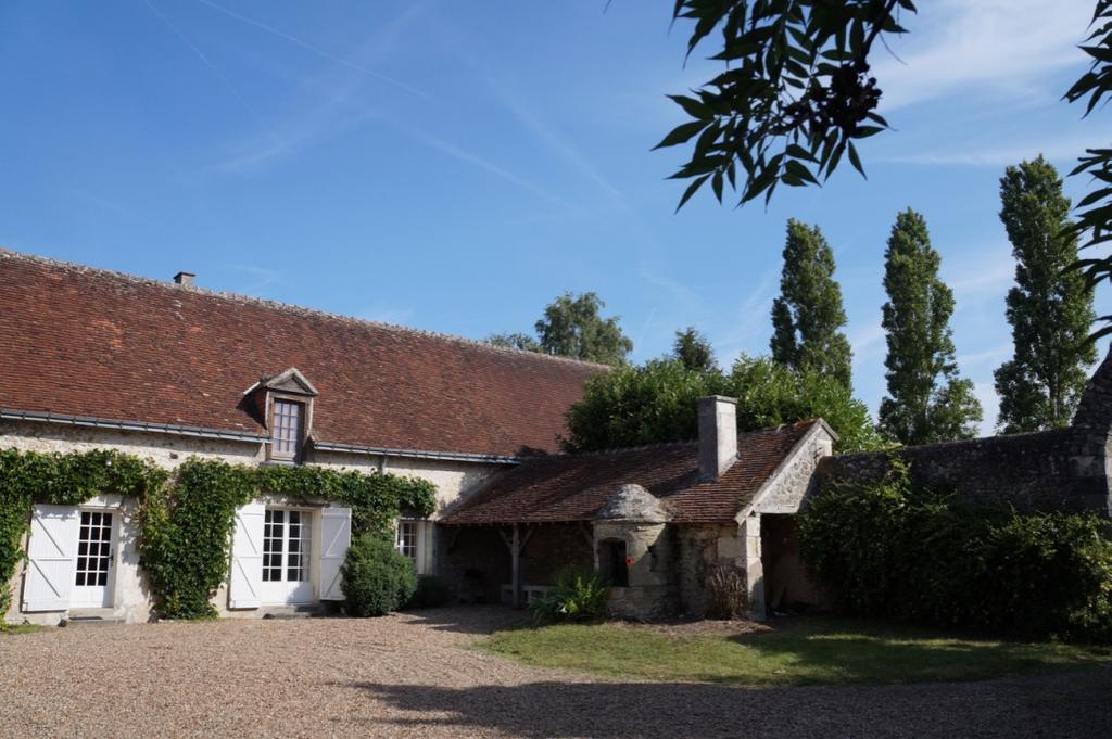Les Hauts De Chaume Génillé エクステリア 写真